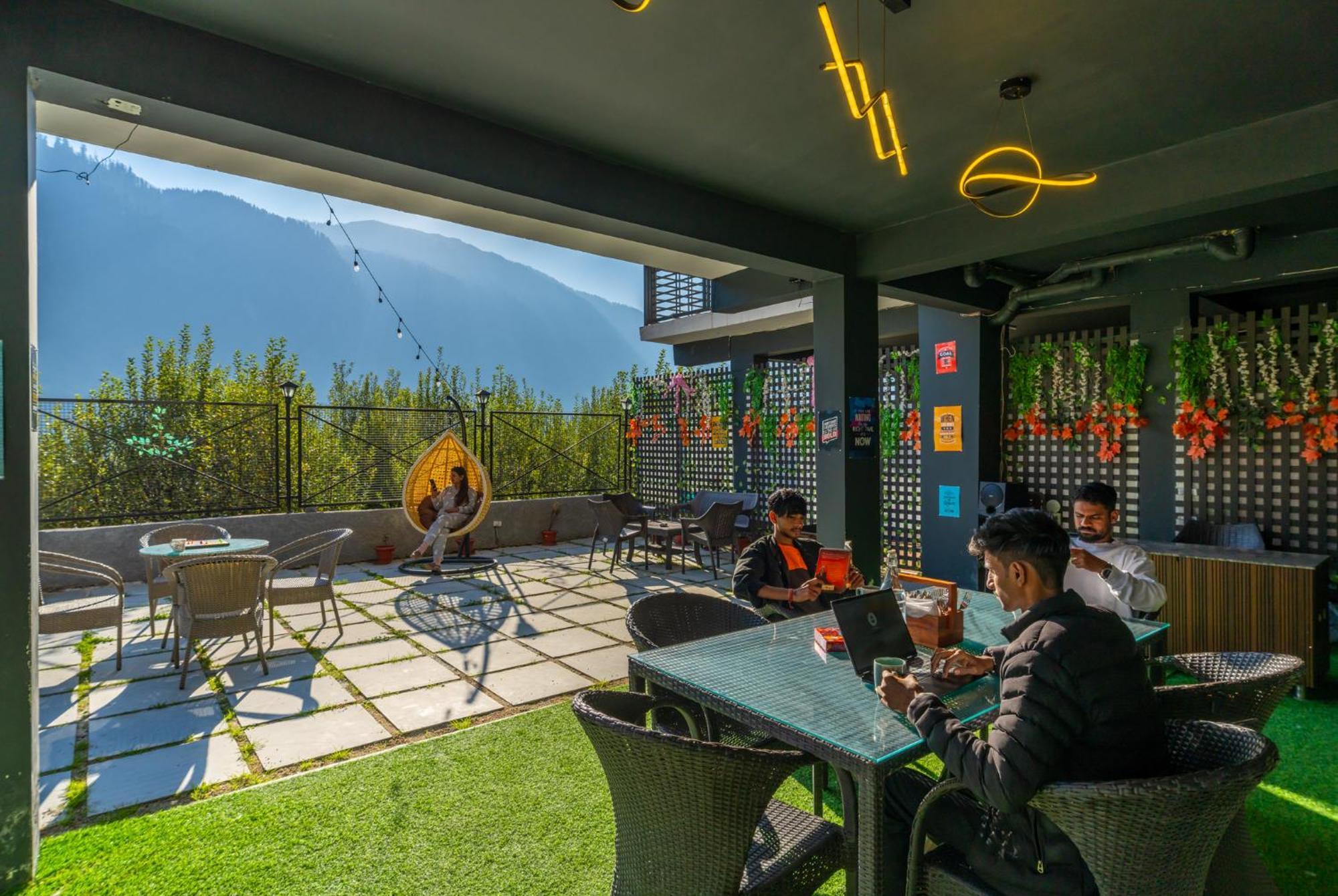 The 14 Gables, A Boutique Stay - Pet Friendly Hotel มะนาลี ภายนอก รูปภาพ