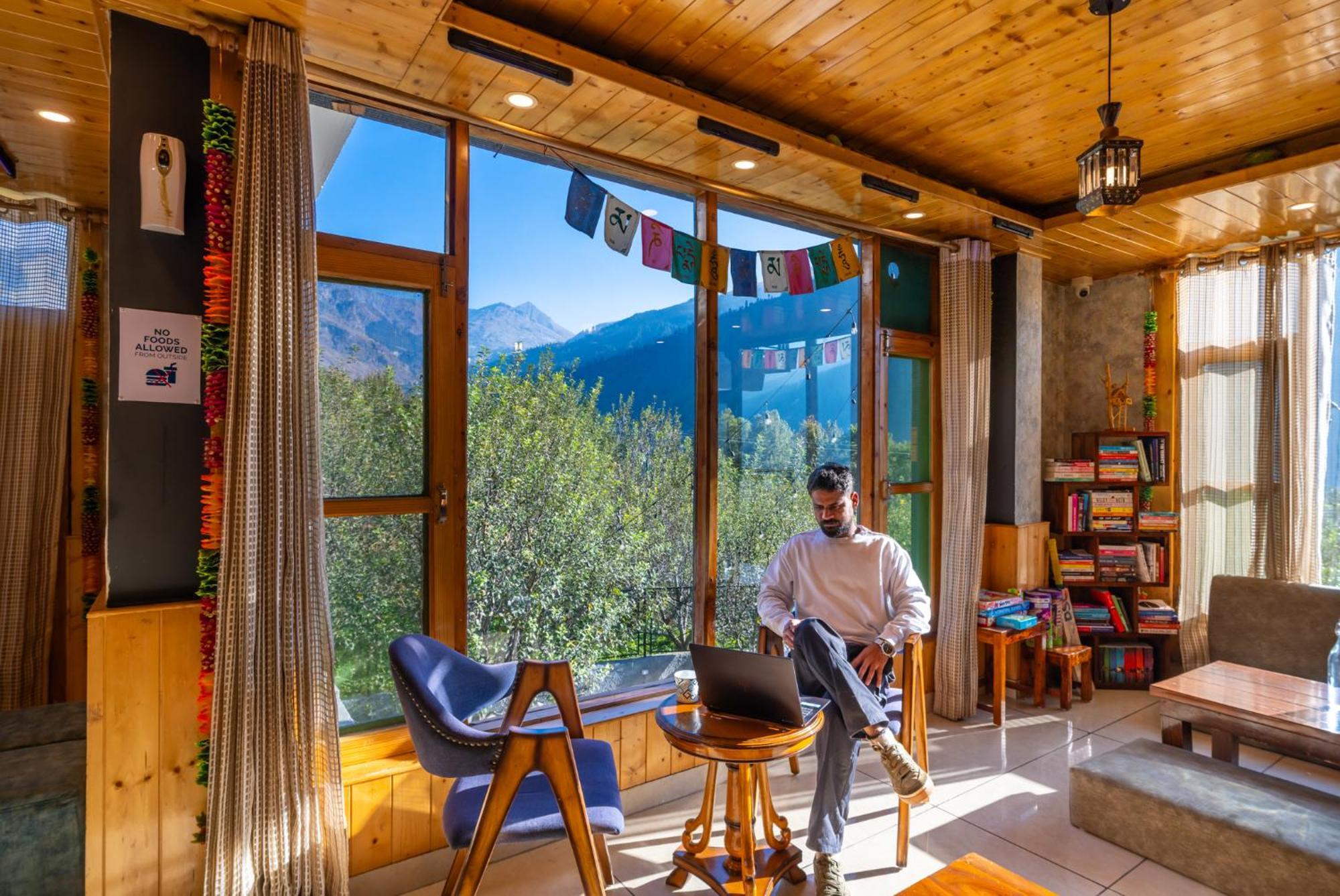 The 14 Gables, A Boutique Stay - Pet Friendly Hotel มะนาลี ภายนอก รูปภาพ